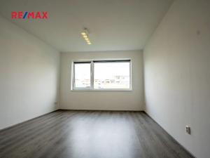 Prodej bytu 1+kk, Kolín, Pálavská, 34 m2