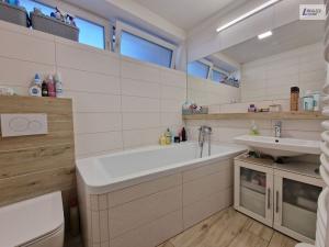 Pronájem rodinného domu, Rožmitál pod Třemšínem, Slunečná, 120 m2