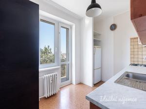 Pronájem bytu 3+1, Praha - Záběhlice, Na Chodovci, 69 m2