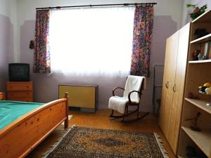 Prodej chalupy, Dymokury, 120 m2