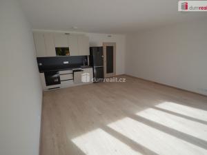Pronájem bytu 1+kk, Praha - Háje, Štichova, 51 m2
