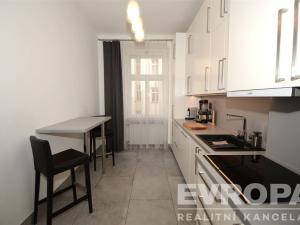 Pronájem bytu 4+1, Praha - Holešovice, Pplk. Sochora, 118 m2