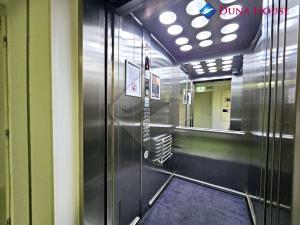 Prodej bytu 1+kk, Praha - Žižkov, Ke kapslovně, 64 m2