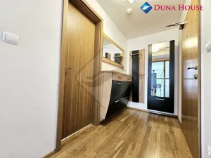 Prodej bytu 1+kk, Praha - Žižkov, Ke kapslovně, 64 m2