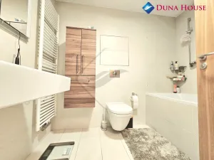 Prodej bytu 1+kk, Praha - Žižkov, Ke kapslovně, 64 m2