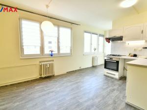Pronájem bytu 2+kk, Hradec Králové - Pražské Předměstí, V Koutech, 44 m2