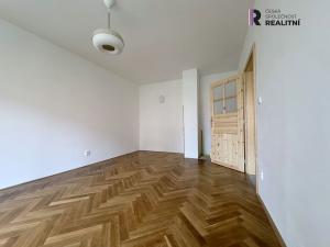 Pronájem bytu 1+1, Nová Role, Nádražní, 37 m2