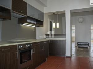 Prodej bytu 3+1, Praha - Holešovice, Vinařská, 122 m2