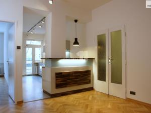 Prodej bytu 3+1, Praha - Holešovice, Vinařská, 122 m2