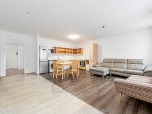 Prodej bytu 2+kk, České Budějovice - České Budějovice 3, B. Smetany, 81 m2