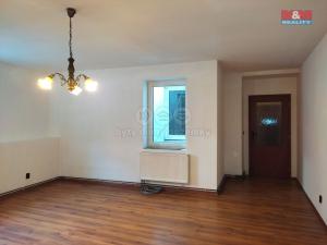 Pronájem bytu 1+1, Slaný, Komenského náměstí, 47 m2