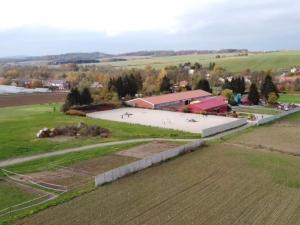 Prodej zemědělského objektu, Spálené Poříčí, 52300 m2