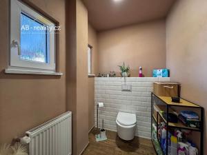 Prodej vícegeneračního domu, Hostomice, Čapkova, 248 m2