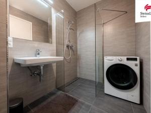 Pronájem bytu 2+kk, Praha - Karlín, Sokolovská, 70 m2