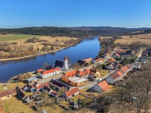 Prodej ubytování, Hluboká nad Vltavou, 1633 m2