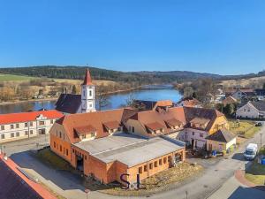 Prodej ubytování, Hluboká nad Vltavou, 1633 m2