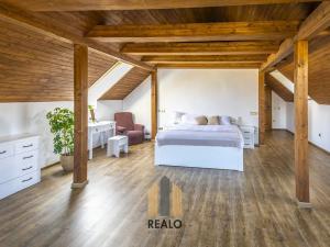Prodej chalupy, Křelovice, 399 m2