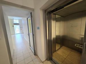 Pronájem bytu 2+kk, Praha - Vinohrady, Korunní, 62 m2