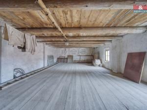Prodej rodinného domu, Kněževes, Pražská, 67 m2