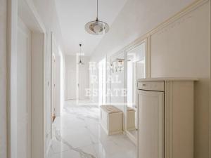 Prodej bytu 3+1, Karlovy Vary, Mariánskolázeňská, 206 m2