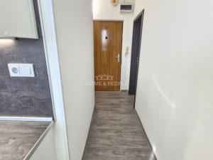 Pronájem bytu 2+1, Hrušovany u Brna, Sídliště, 48 m2