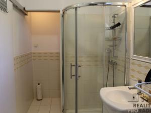 Prodej rodinného domu, Káraný, K Přívozu, 224 m2
