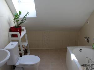 Prodej rodinného domu, Káraný, K Přívozu, 224 m2