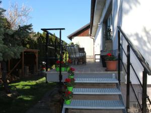 Prodej rodinného domu, Káraný, K Přívozu, 224 m2