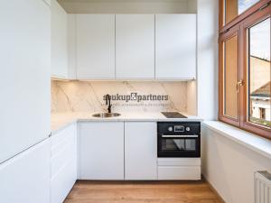 Prodej bytu 1+kk, Praha - Podolí, Sinkulova, 30 m2