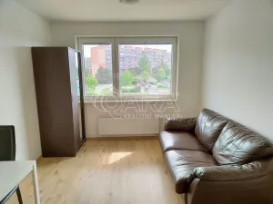Pronájem bytu 1+kk, Praha - Stodůlky, Holýšovská, 28 m2