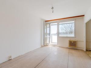 Prodej bytu 3+1, Praha - Prosek, Veltruská, 57 m2