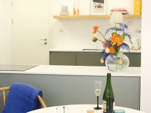 Prodej obchodního prostoru, Praha - Smíchov, Na Valentince, 100 m2
