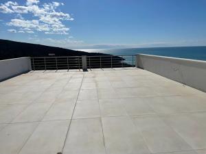 Prodej bytu 2+kk, Kruče, Černá Hora, 89 m2