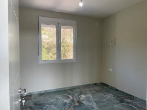 Prodej bytu 2+kk, Kruče, Černá Hora, 89 m2