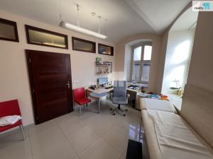 Pronájem obchodního prostoru, Karlovy Vary - Dvory, Chebská, 171 m2