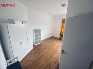 Pronájem bytu 1+kk, Olomouc, Lipenská, 30 m2