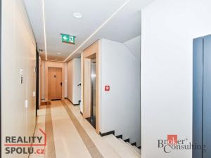 Pronájem bytu 1+kk, Praha - Troja, Pod Havránkou, 35 m2