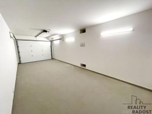 Pronájem bytu 2+kk, Olomouc - Chválkovice, Železniční, 83 m2
