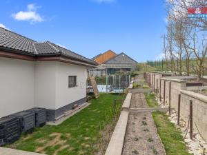 Prodej rodinného domu, Slaný - Netovice, 166 m2