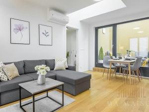 Pronájem bytu 2+kk, Praha - Kbely, Plzákova, 60 m2
