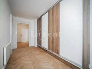 Pronájem bytu 3+1, Praha - Josefov, Pařížská, 168 m2