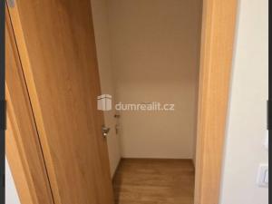 Pronájem bytu 2+kk, Praha - Žižkov, Šrámkové, 52 m2