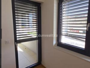 Pronájem bytu 2+kk, Praha - Žižkov, Šrámkové, 52 m2