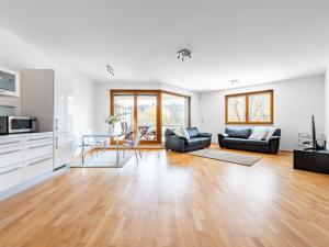 Pronájem bytu 3+kk, Praha - Liboc, Naardenská, 127 m2