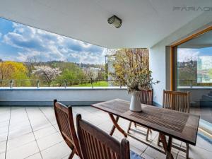 Pronájem bytu 3+kk, Praha - Liboc, Naardenská, 127 m2