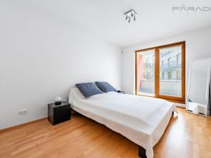 Pronájem bytu 3+kk, Praha - Liboc, Naardenská, 127 m2