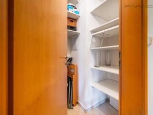Pronájem bytu 3+kk, Praha - Liboc, Naardenská, 127 m2