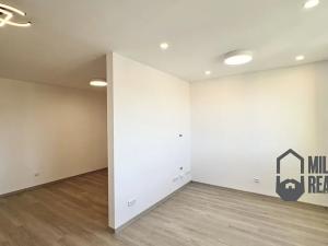 Pronájem bytu 1+1, Liberec, Bezová, 39 m2