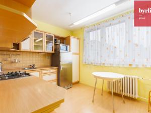 Prodej bytu 2+1, Opava, Holasická, 59 m2