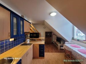 Pronájem bytu 2+kk, Praha - Řeporyje, Loučná, 38 m2